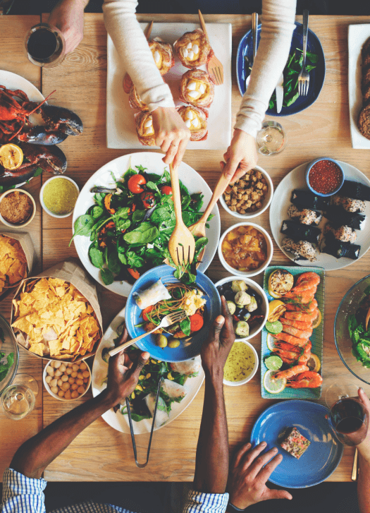 brunch-choice-crowd-dining-food-options-eating-mobile